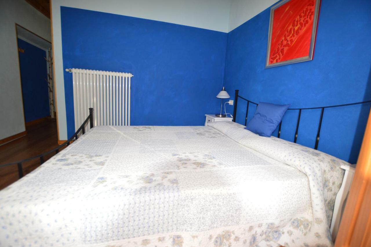 Rustico Giulietta E Romeo Vila Colico Exterior foto