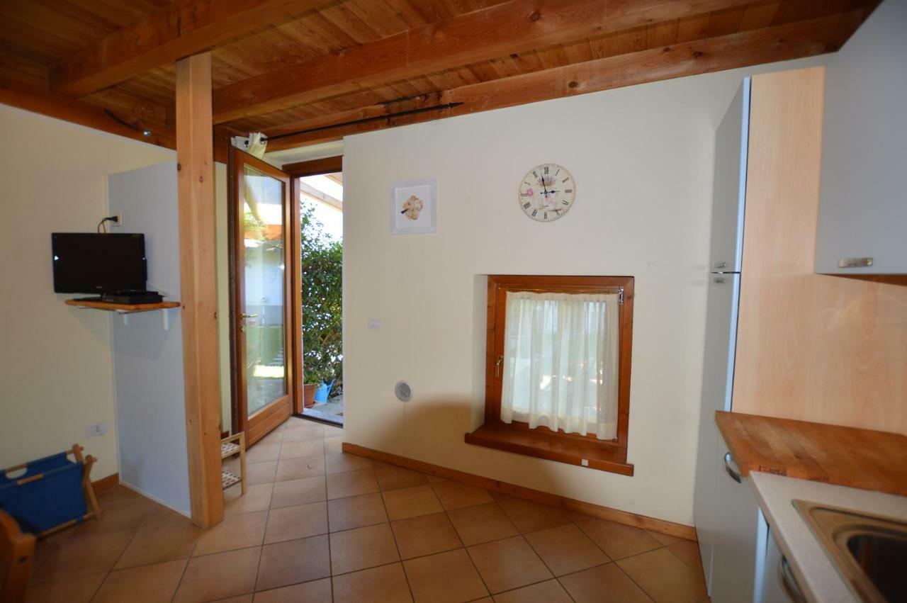 Rustico Giulietta E Romeo Vila Colico Exterior foto